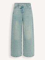 My Essential Wardrobe | Jeans | Loose