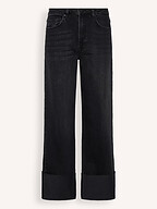 My Essential Wardrobe | Jeans | Loose
