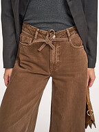 My Essential Wardrobe | Jeans | Loose