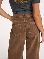 My Essential Wardrobe | Jeans | Loose