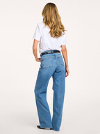 My Essential Wardrobe | Jeans | Loose