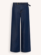 My Essential Wardrobe | Jeans | Loose