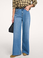 My Essential Wardrobe | Jeans | Loose