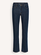 My Essential Wardrobe | Jeans | Straight