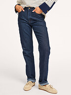 My Essential Wardrobe | Jeans | Straight