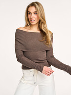 My Essential Wardrobe | Tops and Blouses | Tops