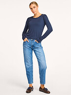 My Essential Wardrobe | Jeans | Straight