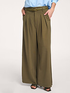 My Essential Wardrobe | Pants and Jumpsuits | Trousers