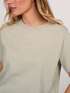 My Essential Wardrobe | Tops en Blouses | T-shirts