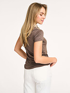 My Essential Wardrobe | Tops en Blouses | T-shirts