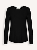 My Essential Wardrobe | Tops and Blouses | T-shirts