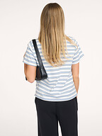 My Essential Wardrobe | Tops en Blouses | T-shirts