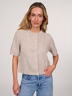 My Essential Wardrobe | Truien en Vesten | Vesten