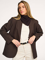 Neo Noir | Accessories | Scarves