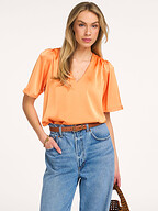 Neo Noir | Tops en Blouses | Tops