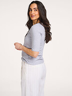 No Man's Land | Tops and Blouses | T-shirts