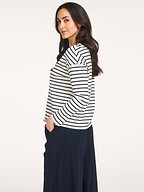 No Man's Land | Tops and Blouses | T-shirts