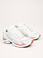 Saucony | Shoes | Sneakers