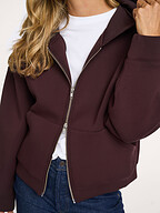 Second Female | Truien en Vesten | Vesten