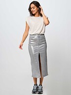 Second Female | Rokken | Rokken