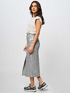 Second Female | Rokken | Rokken