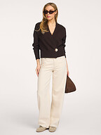 Second Female | Truien en Vesten | Vesten