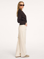 Second Female | Truien en Vesten | Vesten