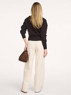 Second Female | Truien en Vesten | Vesten