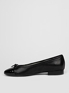 Silver Grace | Shoes | Ballet flats and Loafers