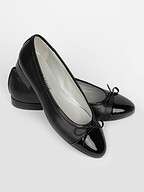Silver Grace | Shoes | Ballet flats and Loafers
