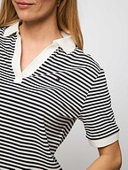 Tommy Hilfiger | Tops and Blouses | T-shirts