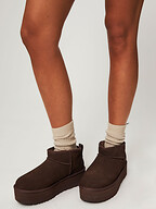 Ugg | Shoes | Boots