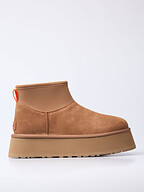 Ugg | Shoes | Boots