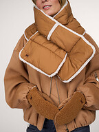 Ugg | Accessories | Scarves