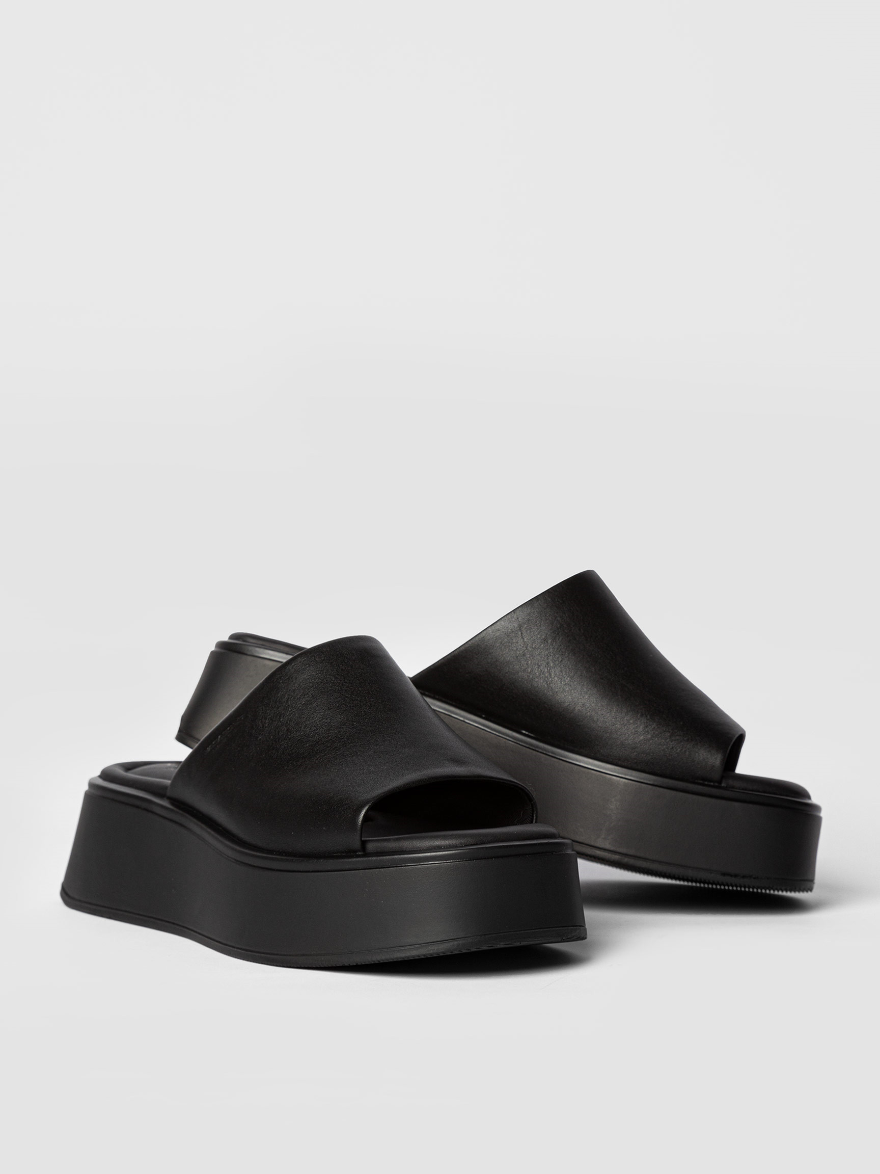 Vagabond bonnie black store leather platform slides