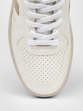 All white best sale veja sneakers