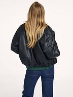 Welter Shelter | Jassen | Leatherlook/coated